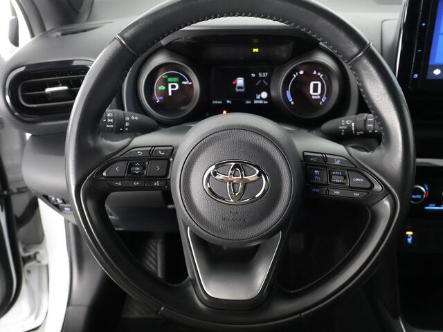 Toyota YARIS Cross 1.5 HYBRIDE DYNAMIC LUXERY BITONE GARANTIE 4-2032 * BLIND SPOT . NAVI.CAMERA. PDC V+A.