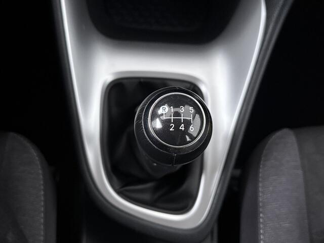 Toyota YARIS 1.5 VVT-i Dynamic | Apple CarPlay / Android Auto (Navigatie) |