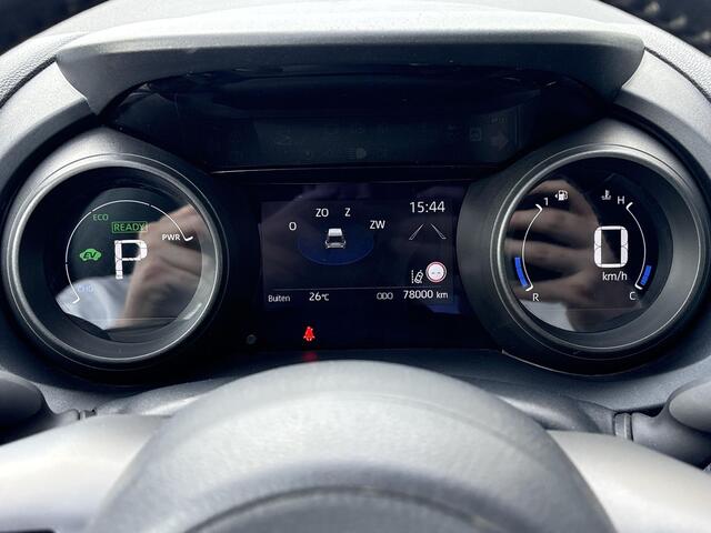 Toyota YARIS Cross 1.5 Hybrid First Edition **KEYLESS/ ADAPTIEF CRUISE CONTROL/ NAVIGATIE**