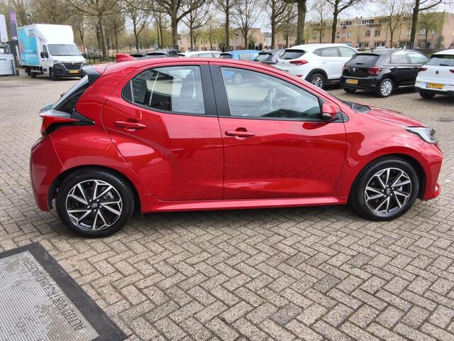 Toyota YARIS 1.5 Hyb. Dynamic | Apple Carplay & Android Auto | Parkeercamera