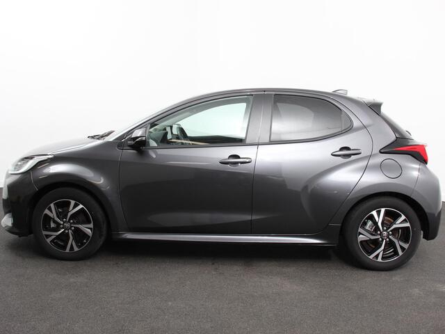 Toyota YARIS 1.5 Hybrid Dynamic Automaat | Climate control | Cruise control adaptieve | LED | Achteruitrijcamera | Keyless start | Lane assist | Navigatie | Apple Carplay/ Android Auto |