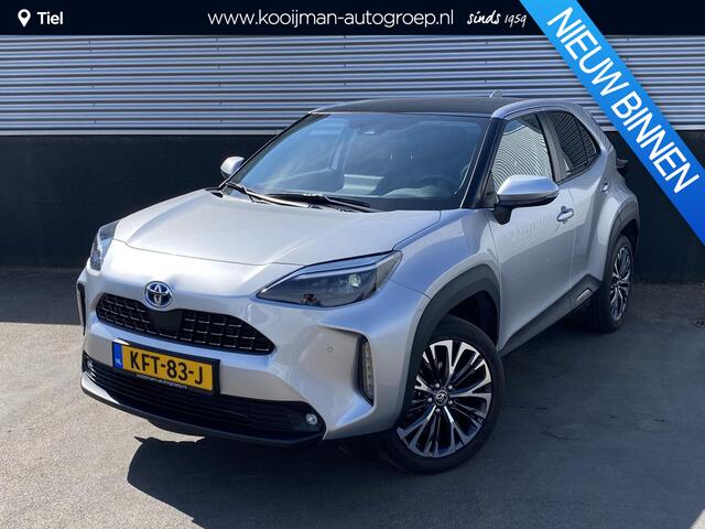 Toyota YARIS Cross 1.5 Hybrid Adventure Groot panoramadak, alarm, navigatie, Apple CarPlay/Android Auto, parkeersensoren v&a, lage KM stand, automaat!