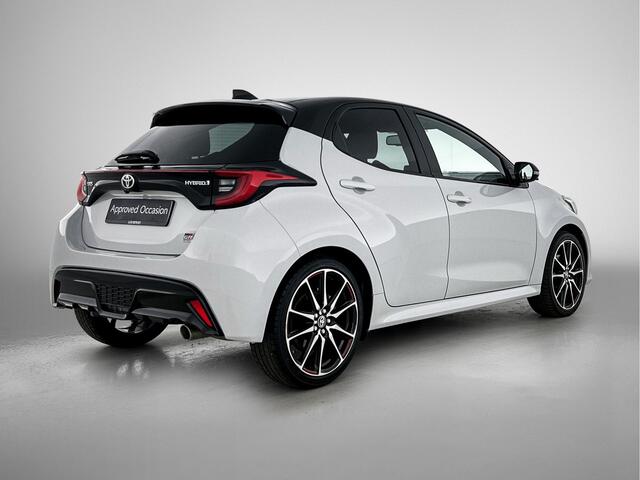 Toyota YARIS 1.5 Hybrid GR Sport | Stoel en stuurwielverwarming | Sportief uitgevoerd |