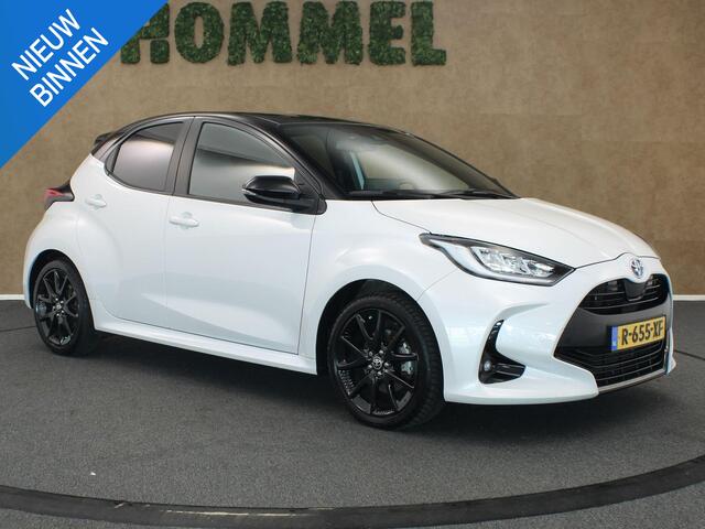 Toyota YARIS 1.5 Hybrid Bi-Tone - 100% ONDERHOUDEN! - NAVIGATIE - STOELVERWARMING - KEYLESS ENTRY & START - 17INCH ZWARTE LICHTMETALEN VELGEN - APPLE CARPLAY/ANDROID AUTO