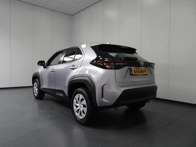 Toyota YARIS Cross 1.5 Hybrid Active NAVI-APP/CAMERA/CLIMA/ADAPT.CRUISE!