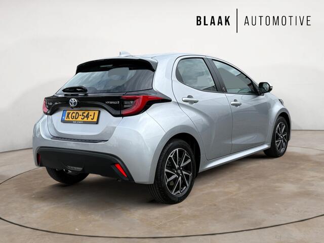 Toyota YARIS Hybrid Team D Apple/Android | Camera | Cruise control