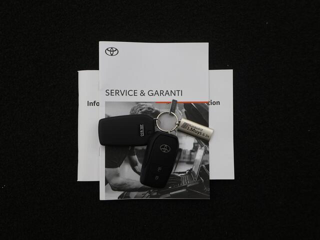 Toyota YARIS Cross 1.5 Hybrid 130PK Dynamic BLIS|PDC|ACC|CAMERA|LED|STOEL+STUURVERW|17INCH