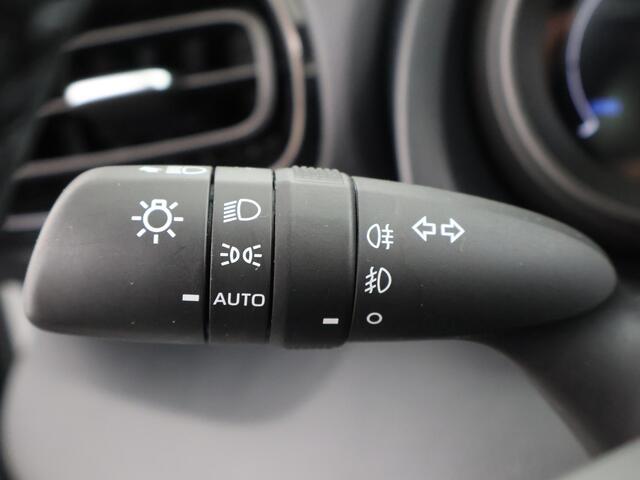 Toyota YARIS 1.5 Hybrid 115 Dynamic