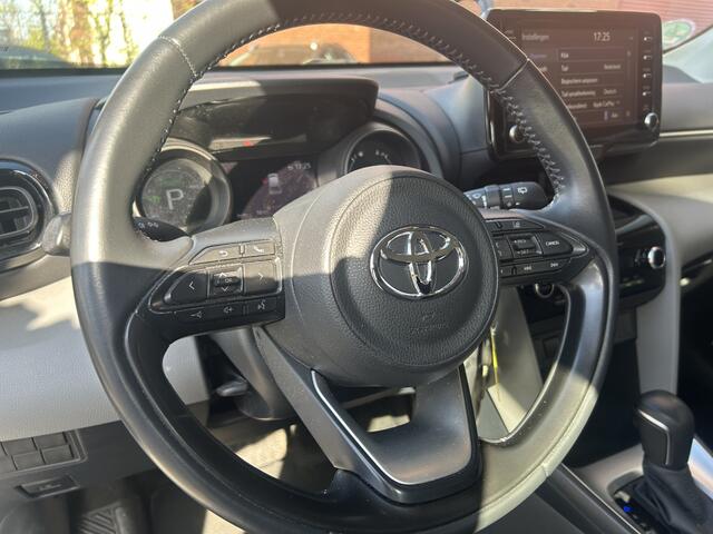 Toyota YARIS Cross 1.5 Hybrid Comfort // LED // APPLE CARPLAY / ANDROID AUTO // ADAPTIVE CRUISE // CLIMA // CAMERA