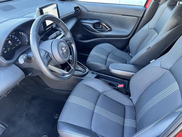 Toyota YARIS Cross 1.5 Hybrid Adventure Bi-Tone NL auto HUD JBL Dealer onderhouden 1e Eigenaar