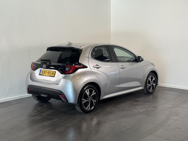 Toyota YARIS 1.5 Hybrid 115 First Edition Carplay | Camera |