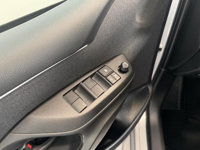 Toyota YARIS 1.5 Hybrid 115 First Edition Carplay | Camera |