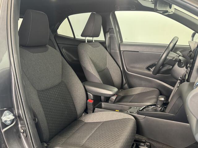 Toyota YARIS Cross 1.5 Hybrid 115 First Edition | Winter Pack | Carplay |