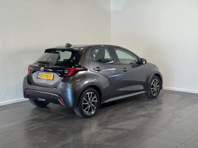 Toyota YARIS 1.5 Hybrid 115 Dynamic | Navigatie | Parkeersensoren | Stoelverwarming |