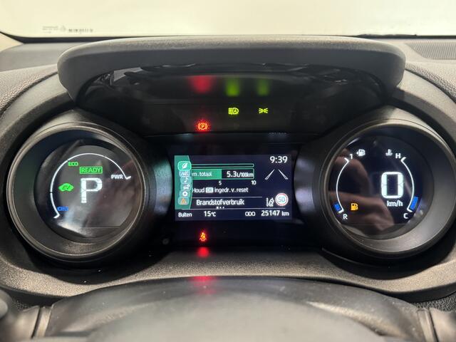 Toyota YARIS 1.5 Hybrid 115 Dynamic | Navigatie | Parkeersensoren | Stoelverwarming |
