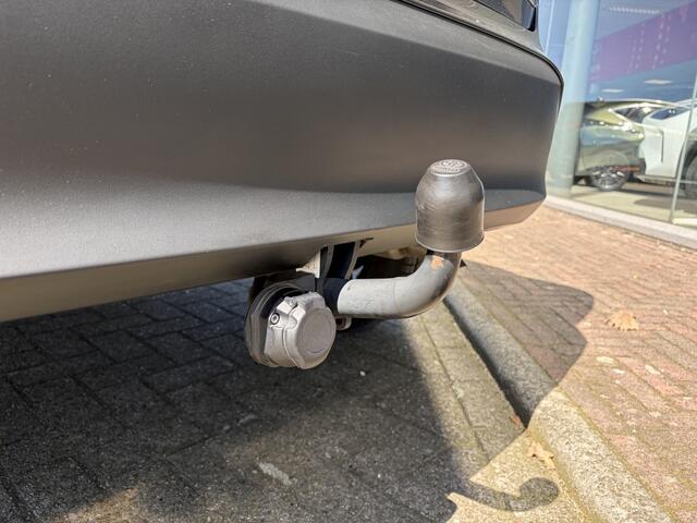 Toyota YARIS Cross 1.5 Hybrid Dynamic | Trekhaak | Navi | All-season |