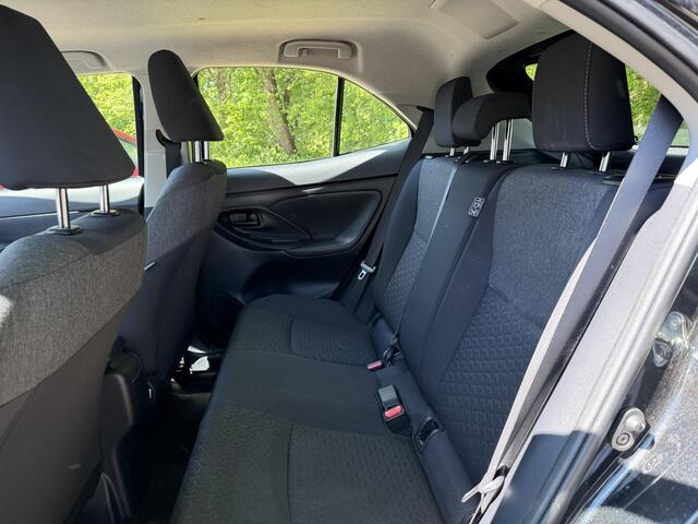 Toyota YARIS Cross 1.5 Hybrid GARANTIE TOT 2033! . ACHTERUITRIJ CAMERA . APPLE CARPLAY & ANDRIOD AUTO . ADAPTIEVE CRUISE CONTROL .