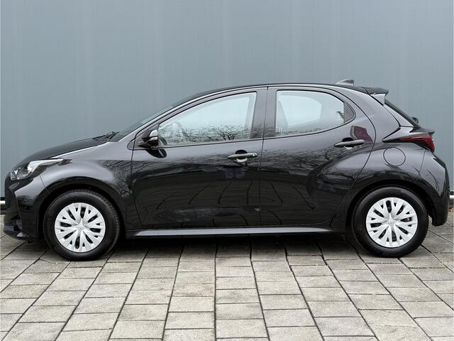 Toyota YARIS BWJ 2022 | 1.5 116PK Hybrid Active AUTOMAAT | TREKHAAK | CLIMA | NAVI | CAMERA | CRUISE | CARPLAY |