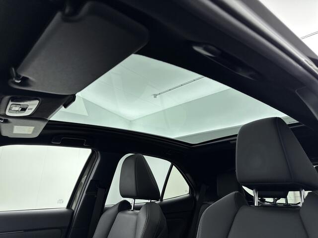 Toyota YARIS Cross 1.5 Hybrid Adventure | trekhaak | NL dealeronderhouden | Onderweg-naar-dealer