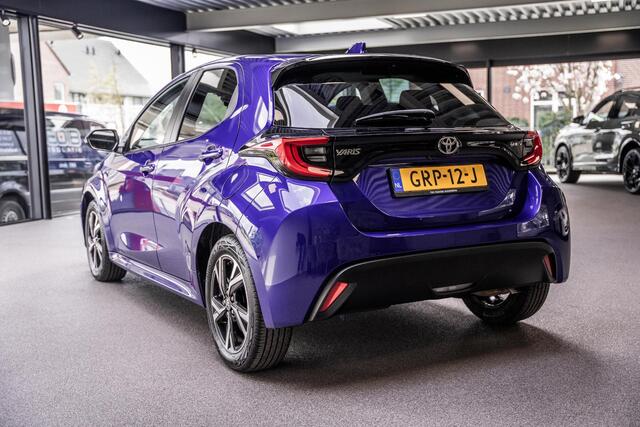 Toyota YARIS 1.5 Hybrid 115 First Edition