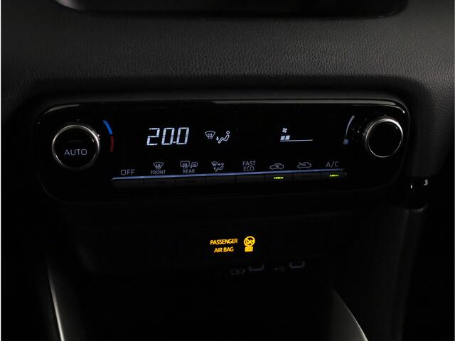 Toyota YARIS 1.5 Hybrid 115 Active *NIEUW* | Snel leverbaar & meerdere kleuren beschikbaar | Metallic lak |