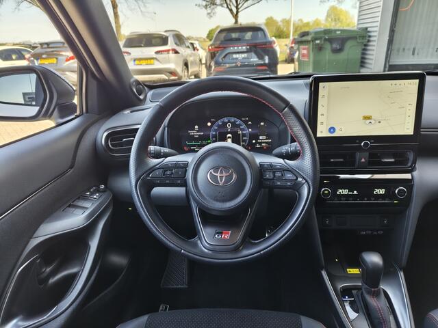 Toyota YARIS Cross 1.5 Hybrid 130 GR Sport | Head-Up Display | Navi | JBL | Sensore