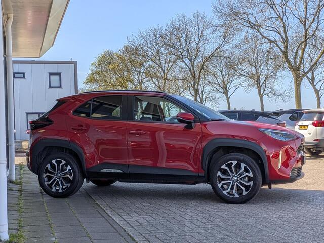 Toyota YARIS Cross 1.5 Hybrid 115 First Edition | Stoel- Stuurverwarming | Keyless | ACC | Camera | Led | Qi-lader
