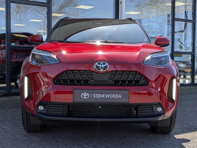 Toyota YARIS Cross 1.5 Hybrid 115 First Edition | Stoel- Stuurverwarming | Keyless | ACC | Camera | Led | Qi-lader