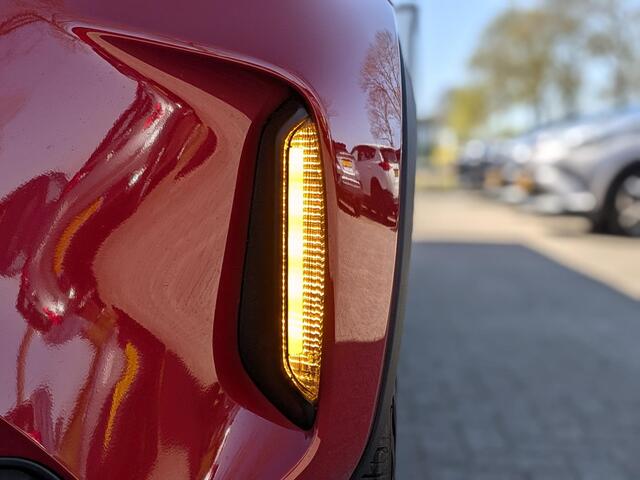 Toyota YARIS Cross 1.5 Hybrid 115 First Edition | Stoel- Stuurverwarming | Keyless | ACC | Camera | Led | Qi-lader