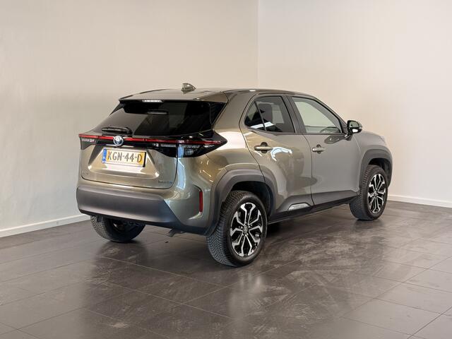 Toyota YARIS Cross 1.5 Hybrid Dynamic | Stuur / Stoelverwarming | Voorruit verwarming | Draadloos GSM opladen |