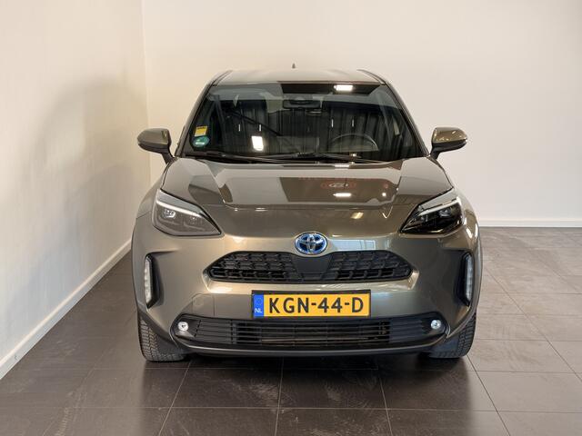 Toyota YARIS Cross 1.5 Hybrid Dynamic | Stuur / Stoelverwarming | Voorruit verwarming | Draadloos GSM opladen |