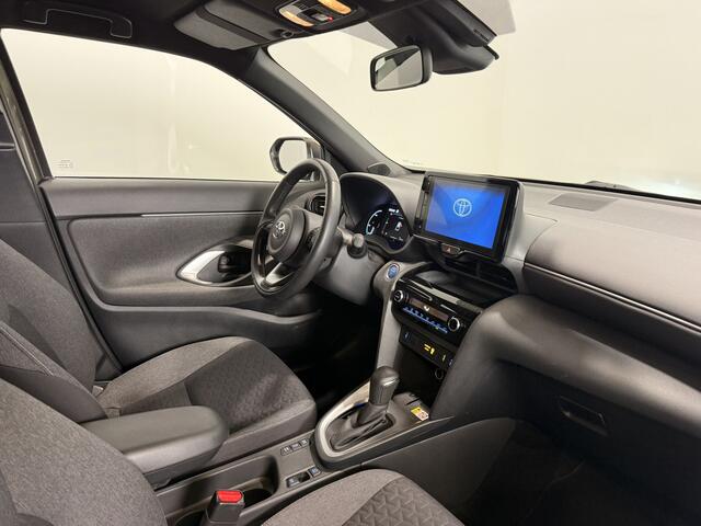 Toyota YARIS Cross 1.5 Hybrid Dynamic | Stuur / Stoelverwarming | Voorruit verwarming | Draadloos GSM opladen |