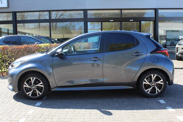 Toyota YARIS 1.5 Hybrid 115 Dynamic Special | Rijklaar | Trekhaak | Stoel-/stuurverw. | LED | Apple/Android | Camera | Adap.cruise | Clima