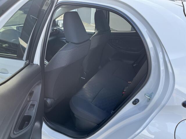 Toyota YARIS 1.5 Hybrid 115 Dynamic | Comfort Pack | ¤2.900,- voordeel! | Direct leverbaar