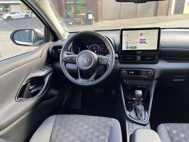 Toyota YARIS 1.5 Hybrid 115 Dynamic | Comfort Pack | ¤2.900,- voordeel! | Direct leverbaar