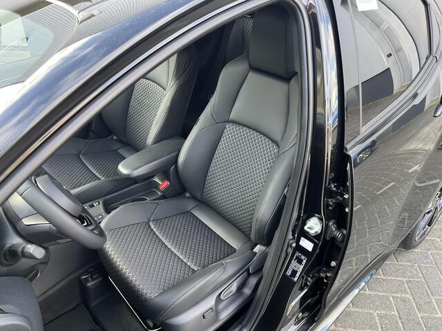 Toyota YARIS 1.5 Hybrid 130 Executive | ¤2.900,- voordeel! | Direct leverbaar