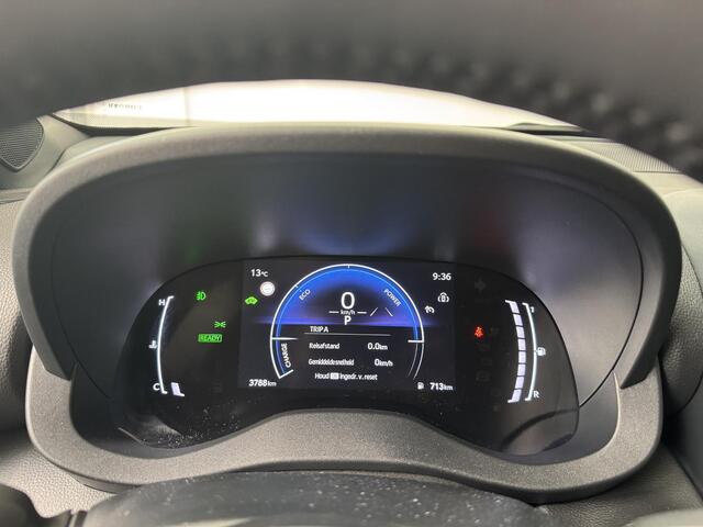 Toyota YARIS Cross 1.5 Hybrid 130 Dynamic | Navigatie | Achteruitrijcamera | Stoelverwarming | Adaptive Cruise Control |