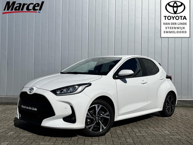 Toyota YARIS 1.5 Hybrid 115 First Edition Limited Comfort Parkeersensoren Dodehoek Detectie Stoel Stuur Verwarmd