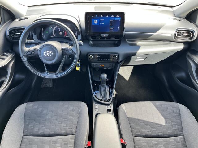 Toyota YARIS 1.5 Hybrid 115 First Edition Limited Comfort Parkeersensoren Dodehoek Detectie Stoel Stuur Verwarmd