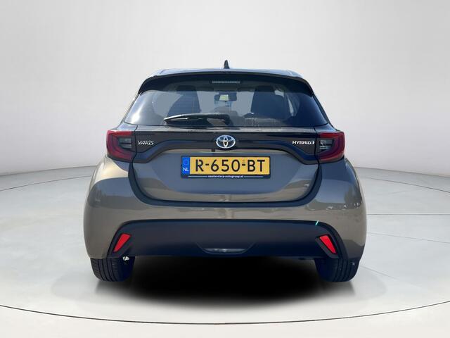 Toyota YARIS 1.5 Hybrid Dynamic | Carplay | Licht metalen velgen | Keyless entry | 1e eigenaar | Dealer onderhouden |