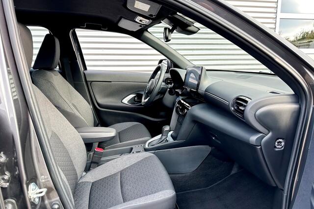 Toyota YARIS Cross 1.5 Hybrid Dynamic Carplay / Camera