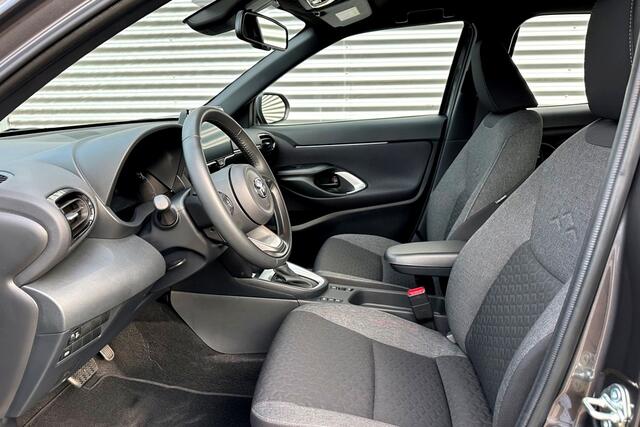 Toyota YARIS Cross 1.5 Hybrid Dynamic Carplay / Camera