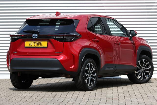 Toyota YARIS Cross 1.5 Hybrid Team-D, Safety + Winter-pakket