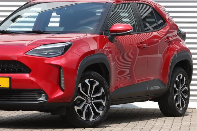 Toyota YARIS Cross 1.5 Hybrid Team-D, Safety + Winter-pakket