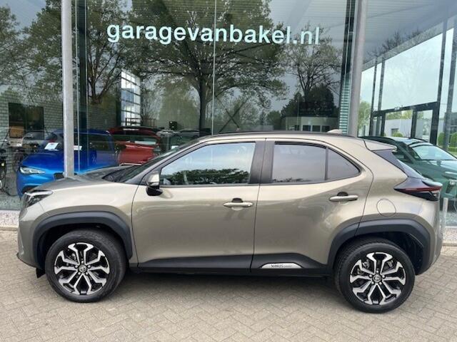 Toyota YARIS 1.5 HYBRID DYNAMIC CAMERA CARPLAY