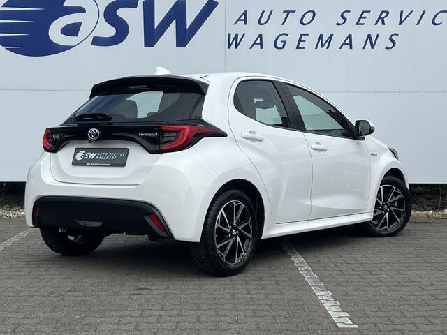 Toyota YARIS 1.5 Hybrid Dynamic | Navi | Carplay | Camera | Clima
