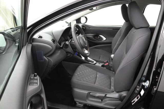 Toyota YARIS 1.5 Hybrid 115 Comfort | ¤3.500 korting! | Splinternieuw | 10 jaar garantie! |
