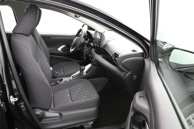 Toyota YARIS 1.5 Hybrid 115 Comfort | ¤3.500 korting! | Splinternieuw | 10 jaar garantie! |