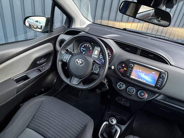 Toyota YARIS 1.0 VVT-i Active | Camera | Stoelverwarming | Prijs Rijklaar!!