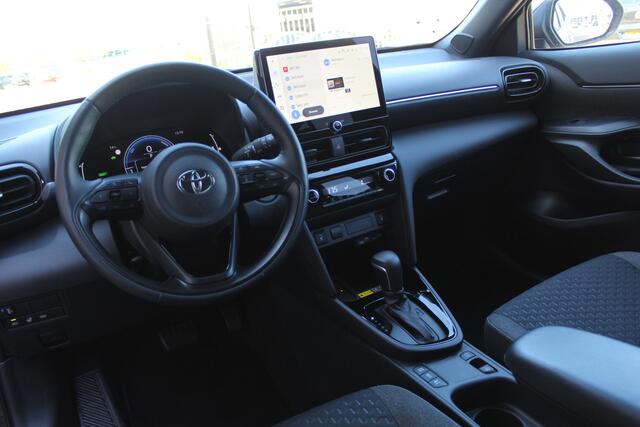 Toyota YARIS Cross 1.5 Hybrid 115 Dynamic Plus | Rijklaar | Apple/Android | Adap Cruise | Stoel-/Stuurverw. | Adap.cruise | Navi | LED | Keyless